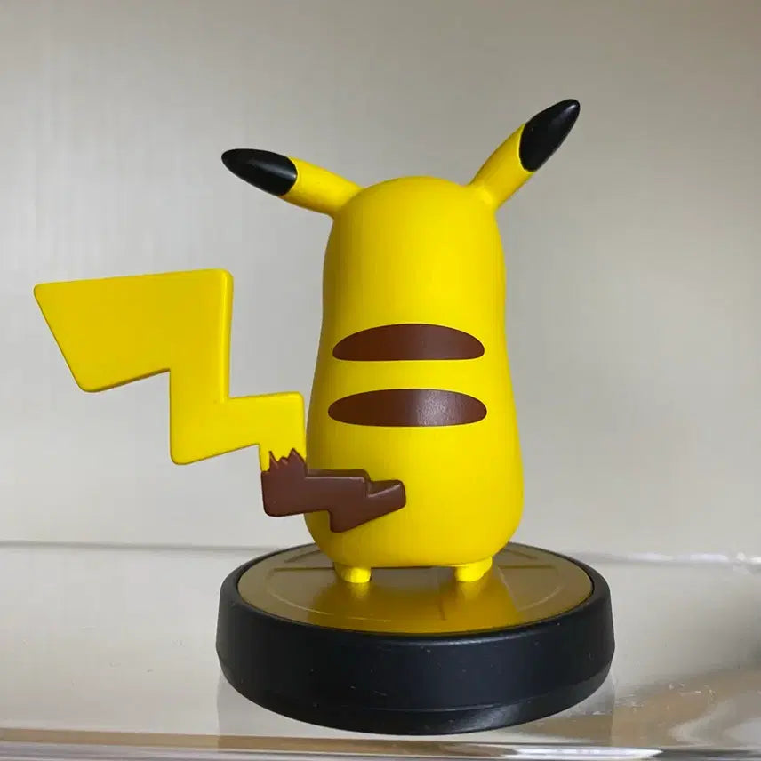 [BUNJANG] Nintendo Pikachu Amiibo Figure / 닌텐도 포켓몬 피규어 피카츄 아미보