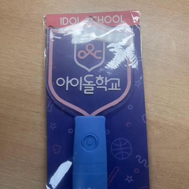 [BUNJANG] fromis_9 Idol School Cheer Stick / 프로미스나인 아이돌 학교 응원봉 판매