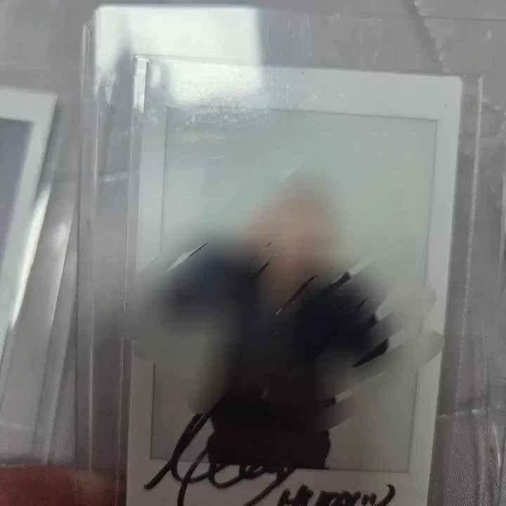 [BUNJANG] BTOB Seo Eunkwang Lee Minhyuk Signed Polaroid / 서은광 이민혁 사인폴라로이드 싸폴 비투비