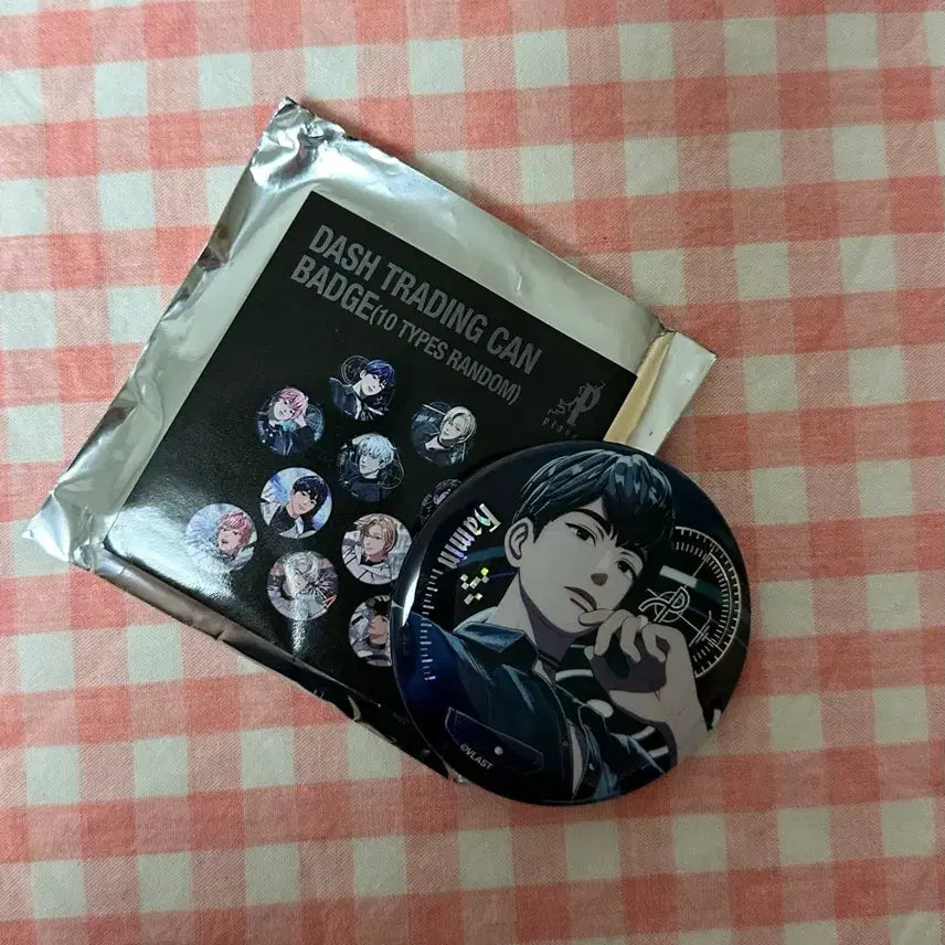 [BUNJANG] PLAVE Dash Kanh Badge Black Hamin / 플레이브 대쉬 Dash 캔뱃지 흑하민 하민 굿즈 블래스트샵