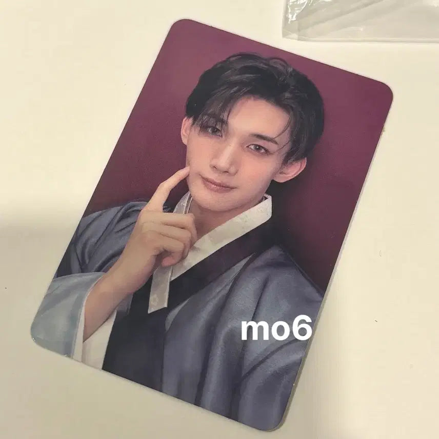 [BUNJANG] &amp;TEAM Kspo Encore Euncheol Hanbok Photocard / 앤팀 kspo 앙콘 르네존 죠 포카 한복