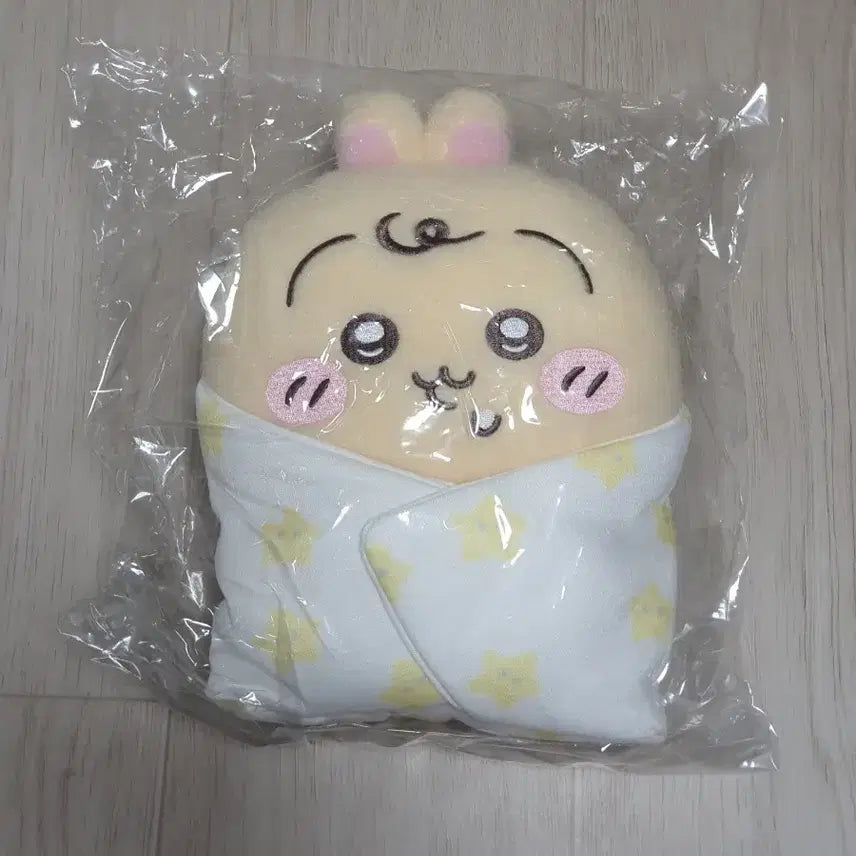 [BUNJANG] Chiikawa Baby Wearable Plush Doll Usagi / 베이비 치이카와 포대기 누이 인형 우사기