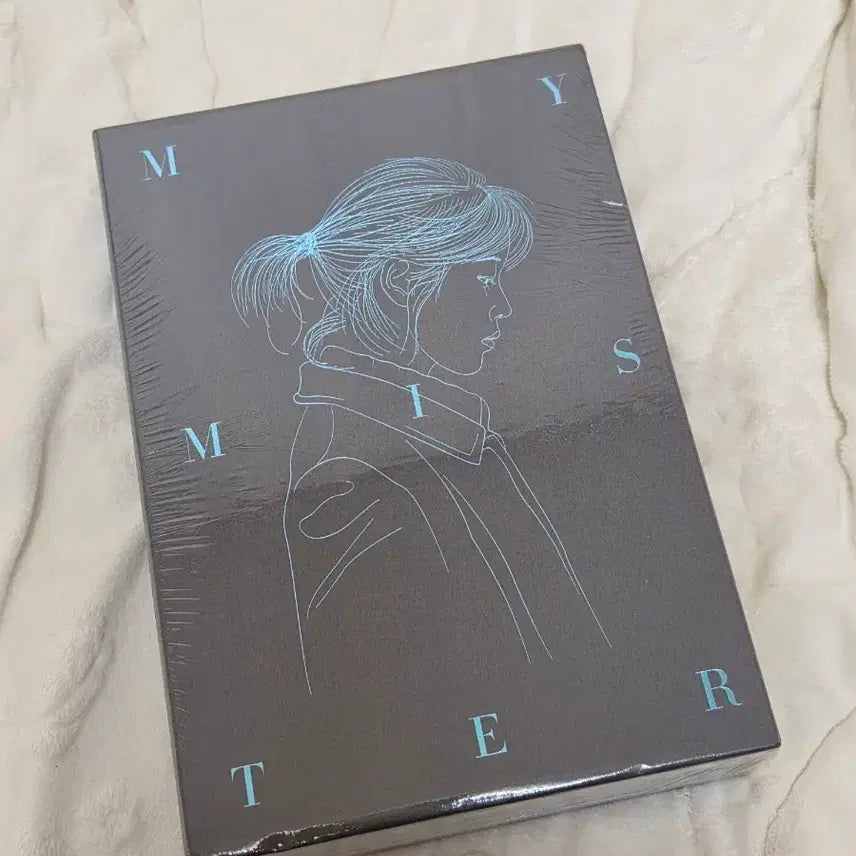 [BUNJANG] My Mister Script Book First Edition (Sealed) / 나의 아저씨 대본집 초판 에디션 미개봉