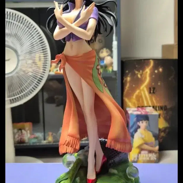 [BUNJANG] One Piece Resin Figure C2 Robin / 원피스 레진 피규어 C2 로빈 고급