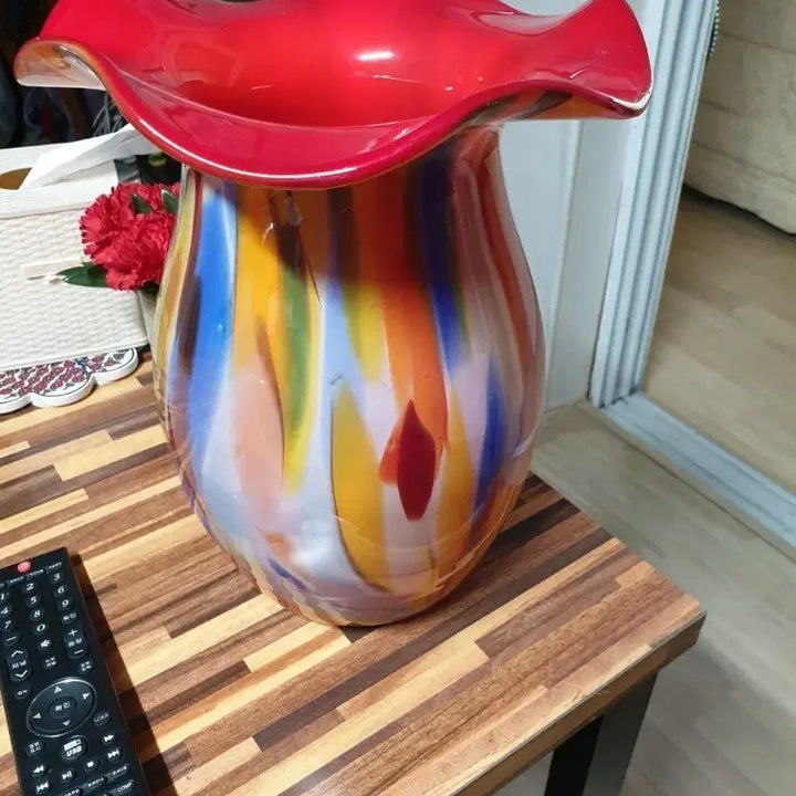 [BUNJANG] Handcrafted Ceramic Vase with Red Accents / 도자기