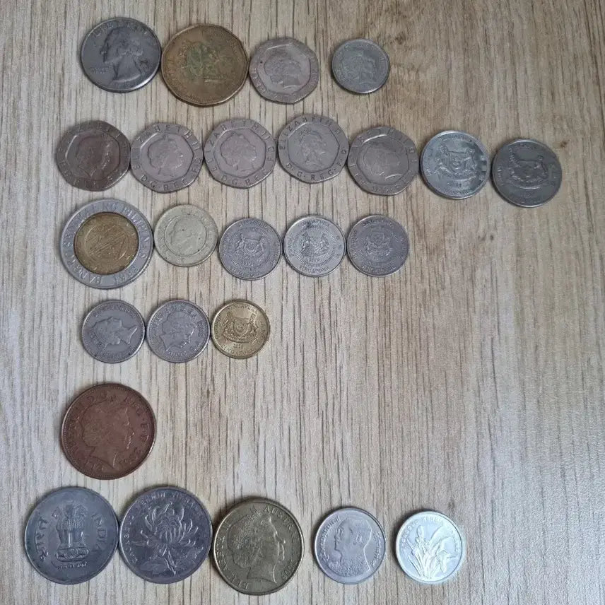 [BUNJANG] Worldwide Coins Bundle Set (25 pcs) / 네고가능!! (리셀/재판매가능) 해외동전 25개 일괄판매