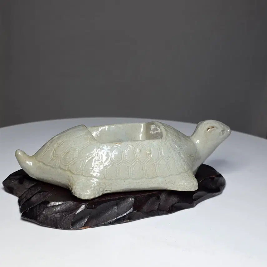 [BUNJANG] Baekja Turtle-shaped Inkstone Holder / 백자 귀형 묵호