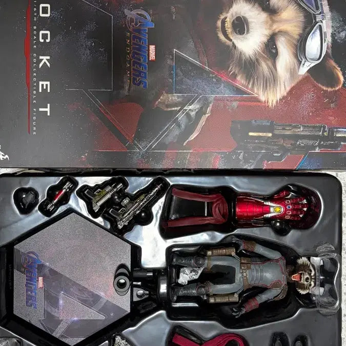 [BUNJANG] Hot Toys Endgame Rocket Figure / 마블 핫토이 엔드게임 로켓