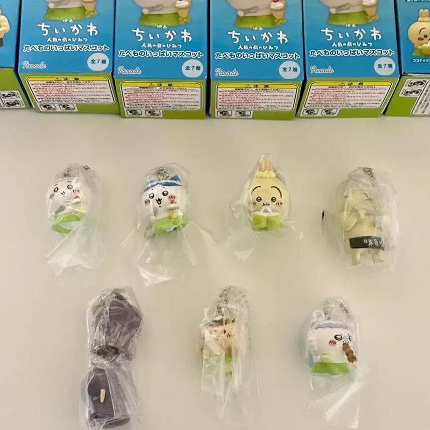 [BUNJANG] Chiikawa Tabemono Ippai Mascot 6종 Bundle Set / [전제품]치이카와 인어섬 타베모노 마스코트 7종 일괄 풀세트(우사기/치이카와/하치와레/쿠리만쥬/모몽가/시마지로/시크릿)