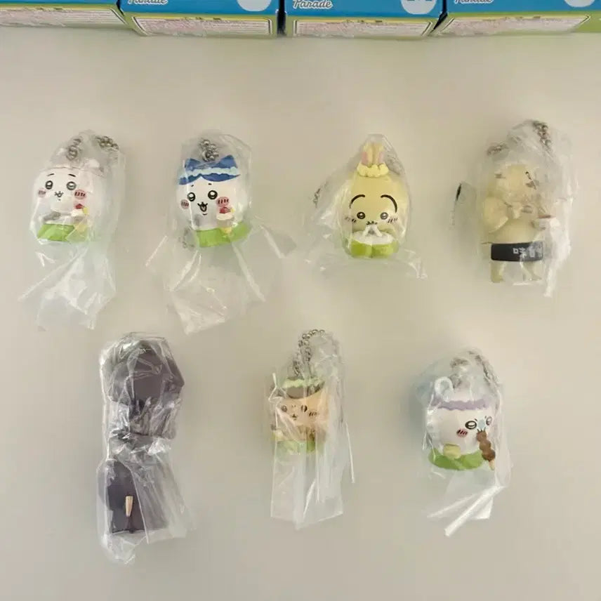 [BUNJANG] Chiikawa Tabemono Ippai Mascot 6종 Bundle Set / [전제품]치이카와 인어섬 타베모노 마스코트 7종 일괄 풀세트(우사기/치이카와/하치와레/쿠리만쥬/모몽가/시마지로/시크릿)