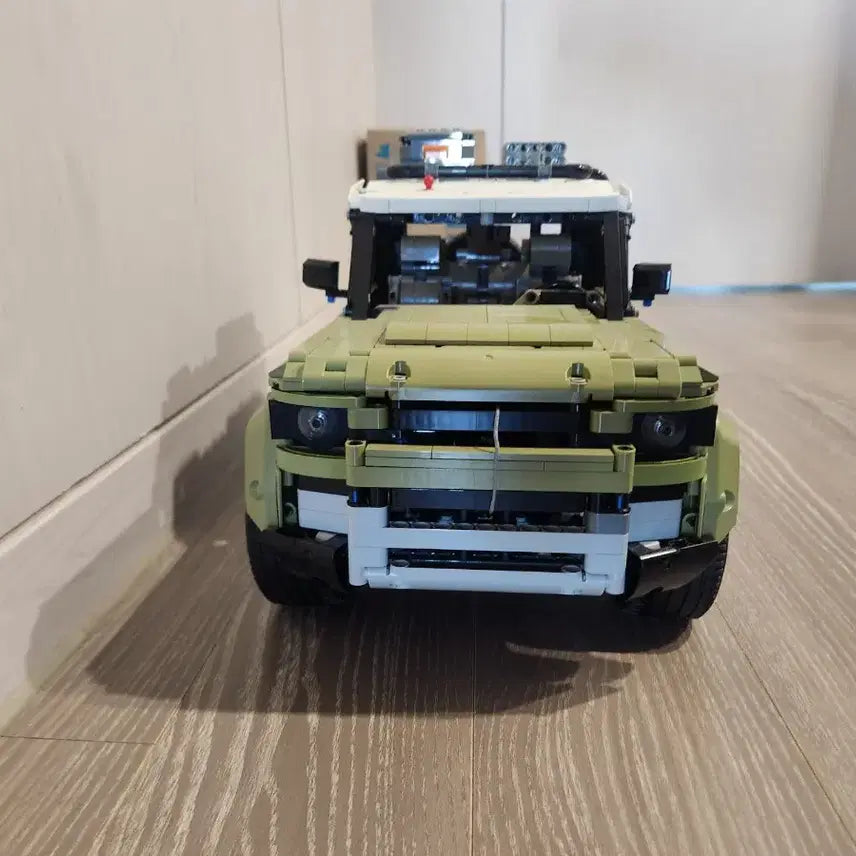 [BUNJANG] LEGO Technic Land Rover Defender 42110 / 레고 테크닉 랜드로버 디펜더 42110
