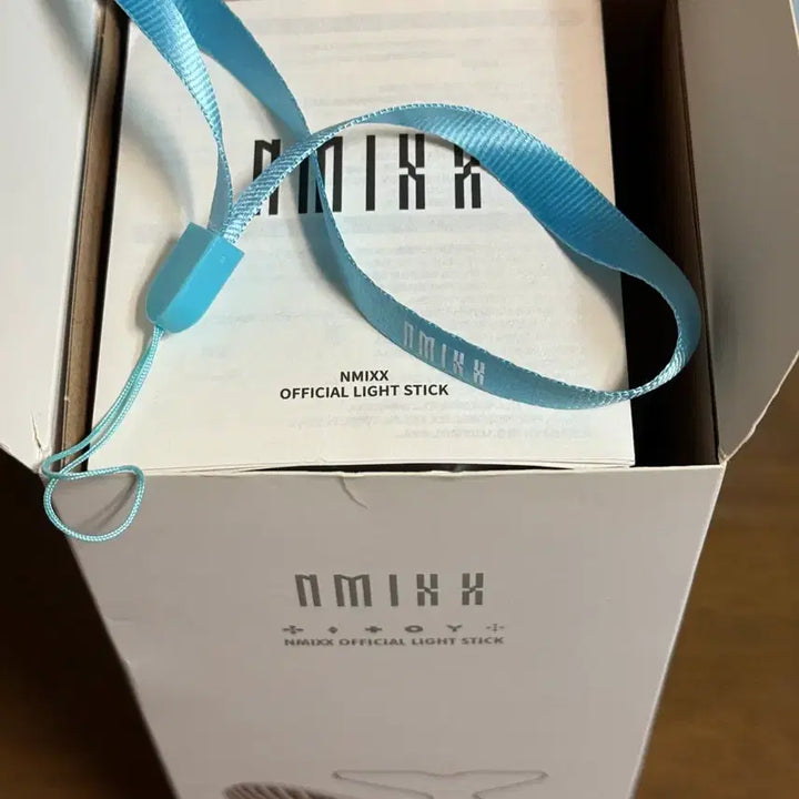 [BUNJANG] NMIXX Official Lightstick / NMIXX 공식 응원봉