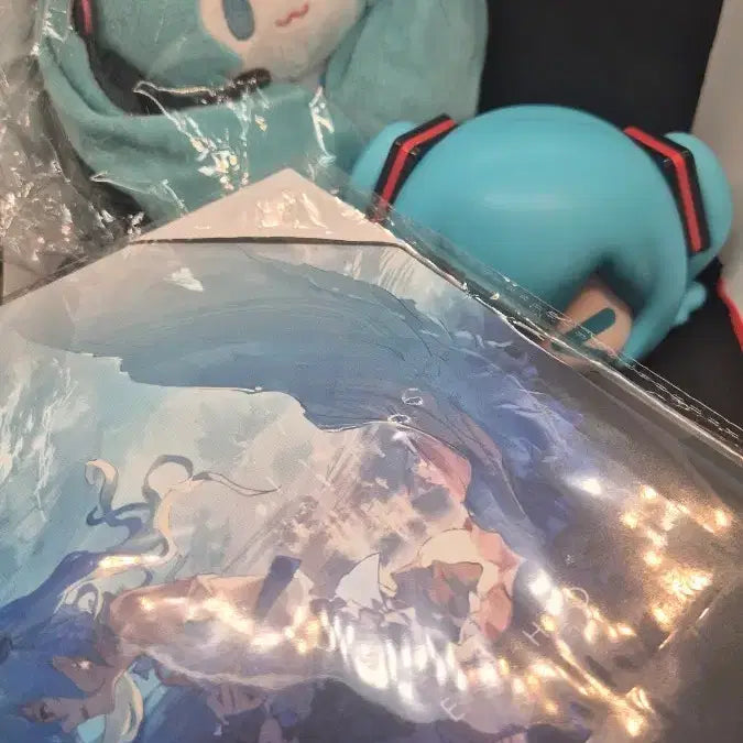 [BUNJANG] Hatsune Miku Plush &amp; Illustration Goods Set / [판매] 하츠네 미쿠 인형 &amp; 일러스트 굿즈