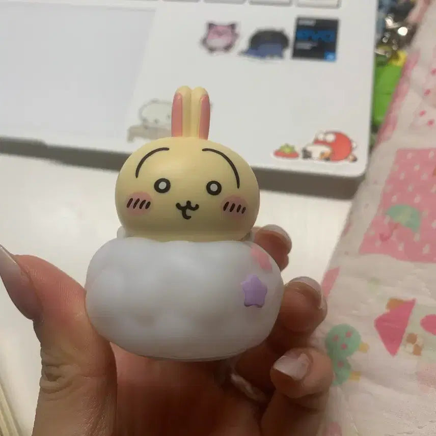 [BUNJANG] Usagi Sleeping on Cloud Light Gacha Figure / 먼작귀 우사기 구름위에서 잘자 라이트 가챠 피구어
