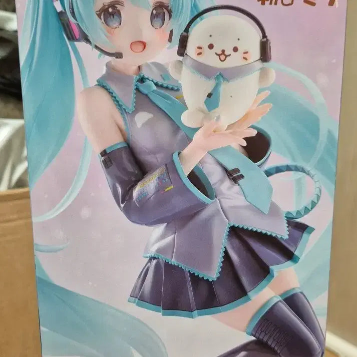 [BUNJANG] FURYU Hatsune Miku Shirotan Collaboration Figure (Sealed) / 미개봉)) 후류 하츠네 미쿠 피규어 시로탄 콜라보