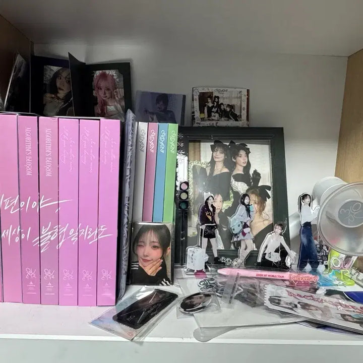 [BUNJANG] QWER Merchandise Bundle Set / Qwer굿즈 팔아요(사진에 있는거 다)