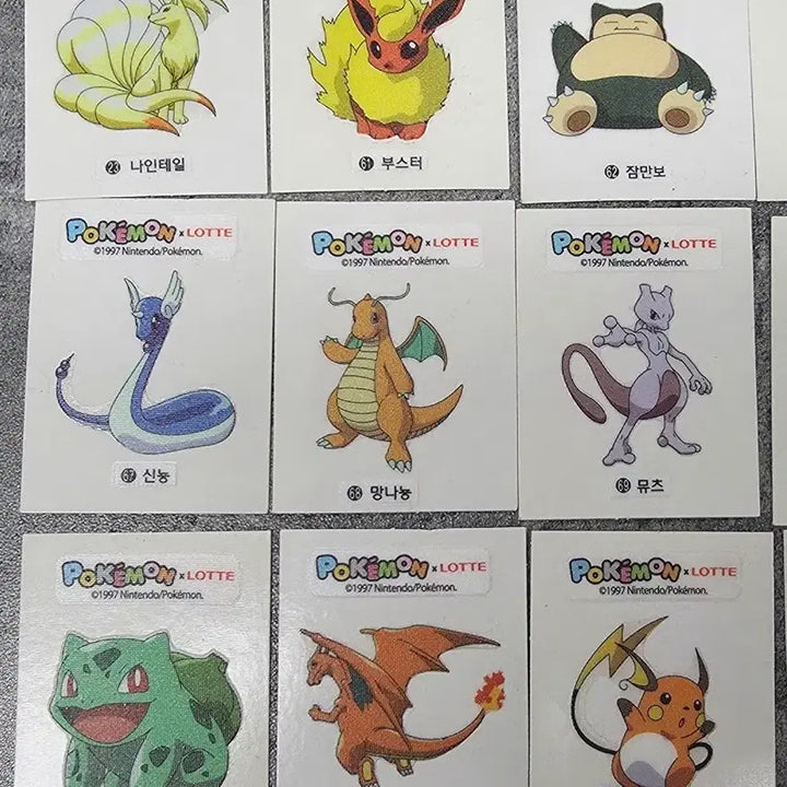 [BUNJANG] Pokemon Lotte Ssheet Bundle Set (Includes Mew, Mewtwo) / 포켓몬 롯데 띠부씰 일괄 판매(뮤, 뮤츠도 있음)