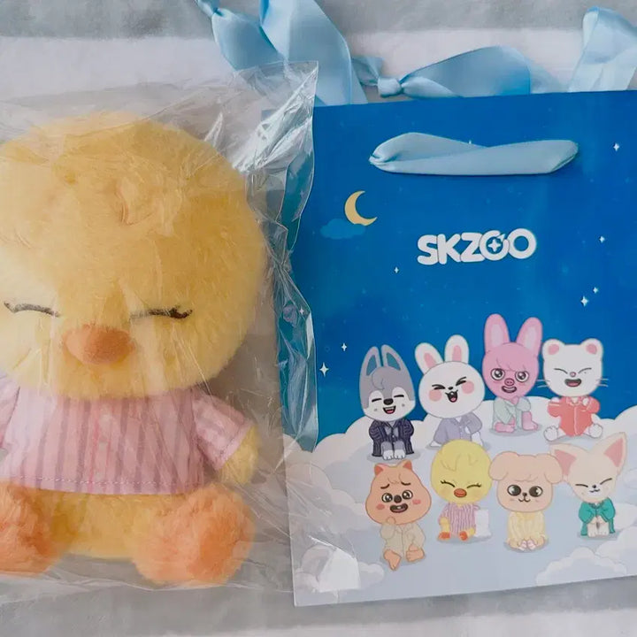 [BUNJANG] Gigo "Bbokari" Plush Doll + Pouch Set / 스키주gigo 뽁아리  인형 + 한정판쇼핑백