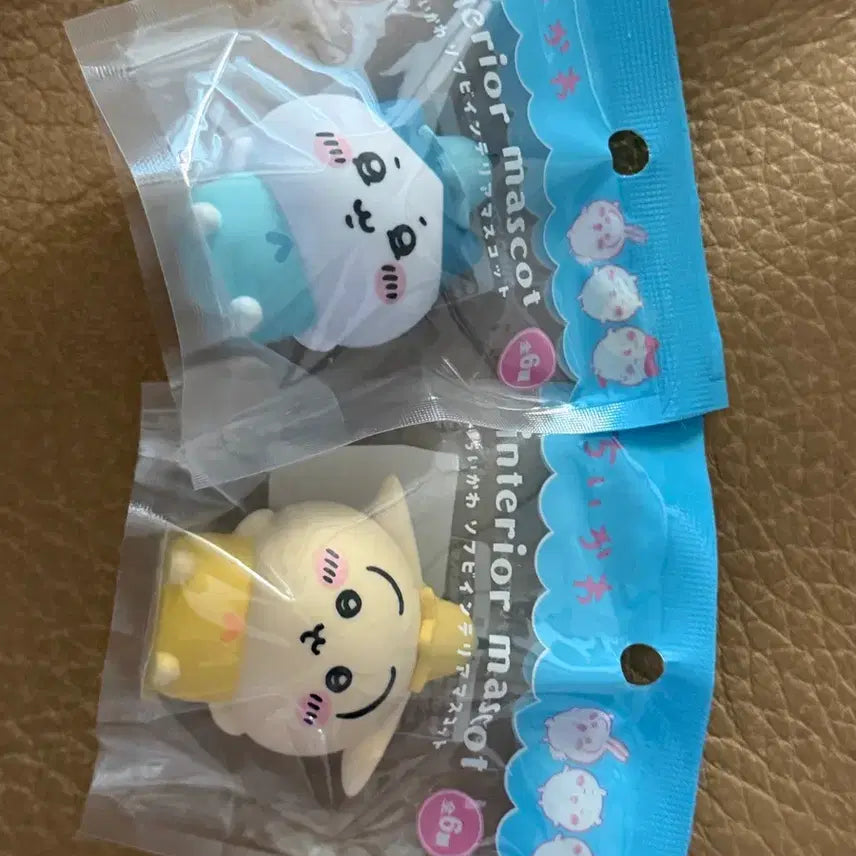 [BUNJANG] Chiikawa Soft Vinyl Interior Mascot Set (2 Types) / 치이카와 소프비 인테리어 마스코트 2종 일괄