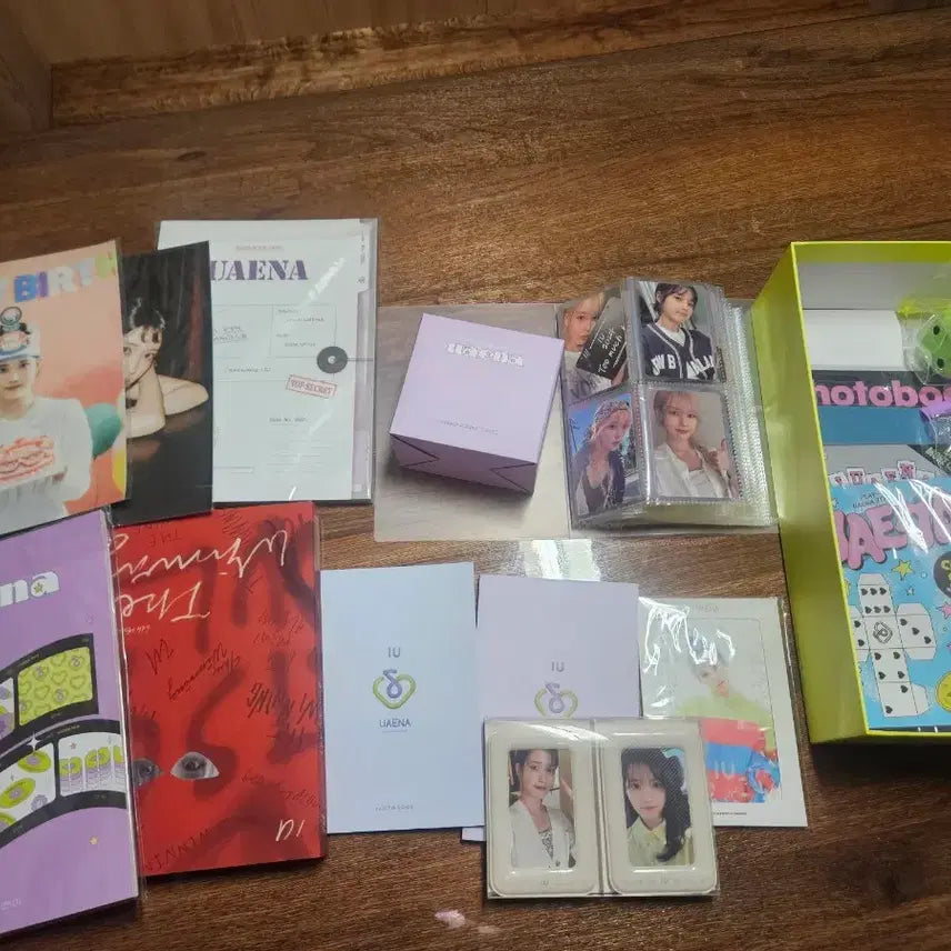 [BUNJANG] IU UAENA Official Goods Set / 아이유 유애나 굿즈 세트