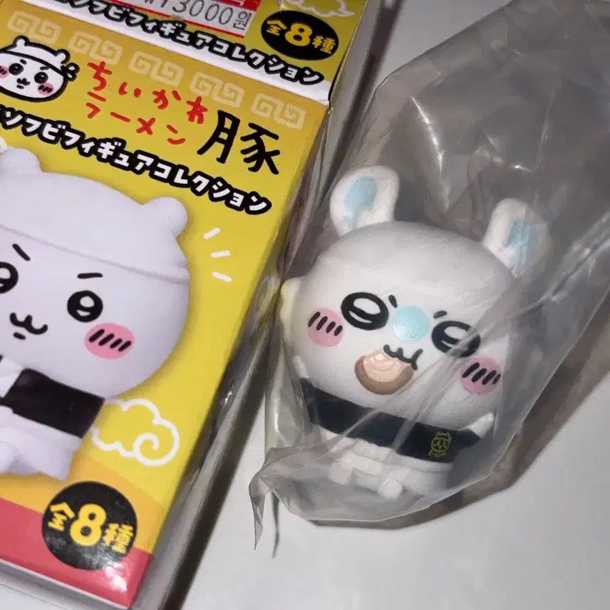 [BUNJANG] Cheekawa Ramen Sofubi Sofubi Momonga Figure (Sealed) / 미개봉 정품) 먼작귀 치이카와 라멘 소프비 모몽가 피규어 팔아요