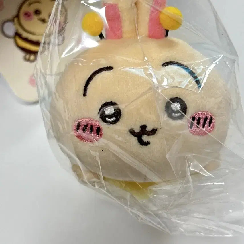 [BUNJANG] Chiikawa Bee Usagi Plush / 치이카와 벌 우사기