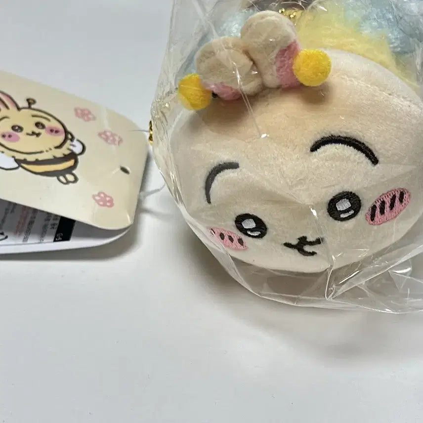 [BUNJANG] Chiikawa Bee Usagi Plush / 치이카와 벌 우사기