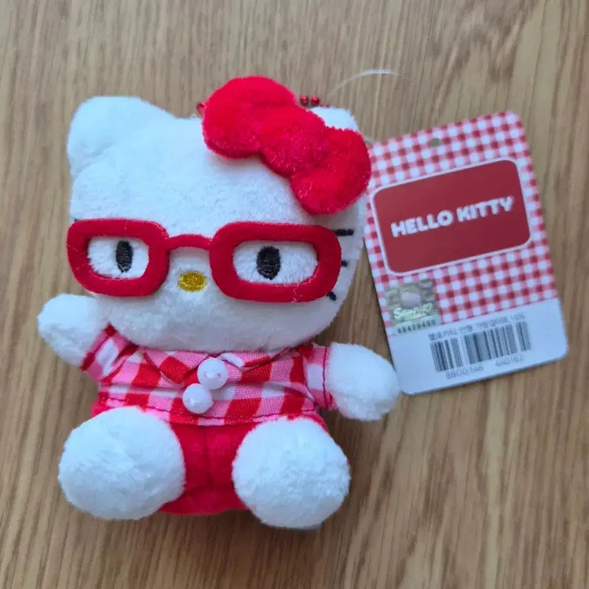[BUNJANG] Hello Kitty Glasses Doll Keychain / 헬로키티 안경 인형키링