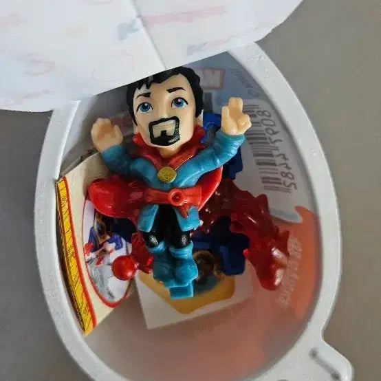 [BUNJANG] Kinder Joy Marvel Figures Doctor Strange Avengers / 마블 킨더조이 피규어 닥터스트레인지 어벤져스 어벤저스