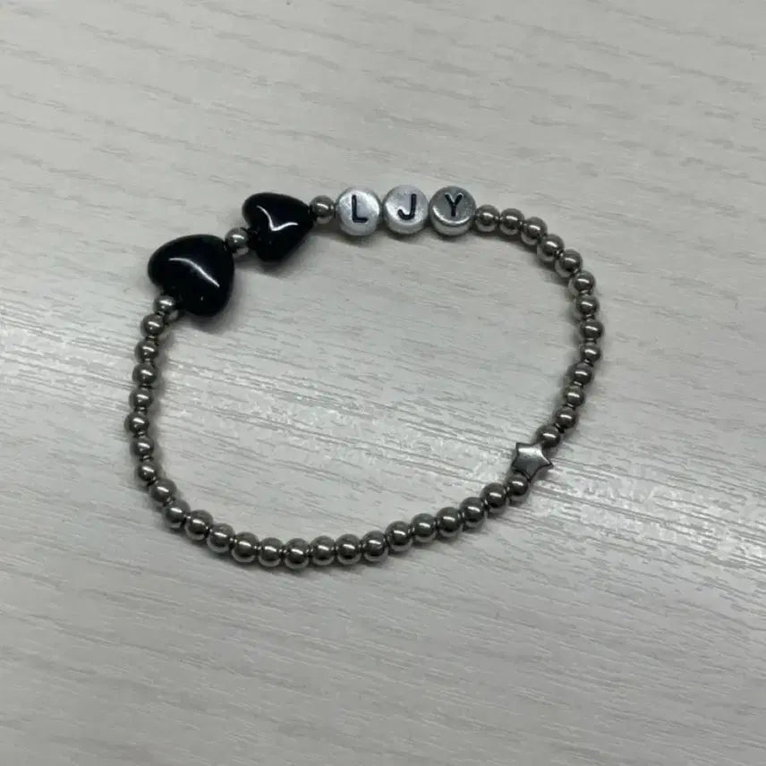 [BUNJANG] Lee Junyoung Fan Meeting Bracelet / 급처) 이준영 팬미팅 팔찌