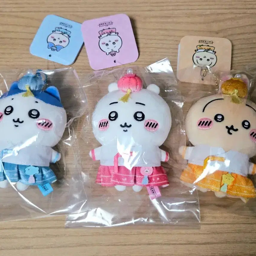 [BUNJANG] Chiikawa Hanbok Mascot Set / [미개봉] 치이카와 한복 마스코트 햄냥토 세트 팝니다