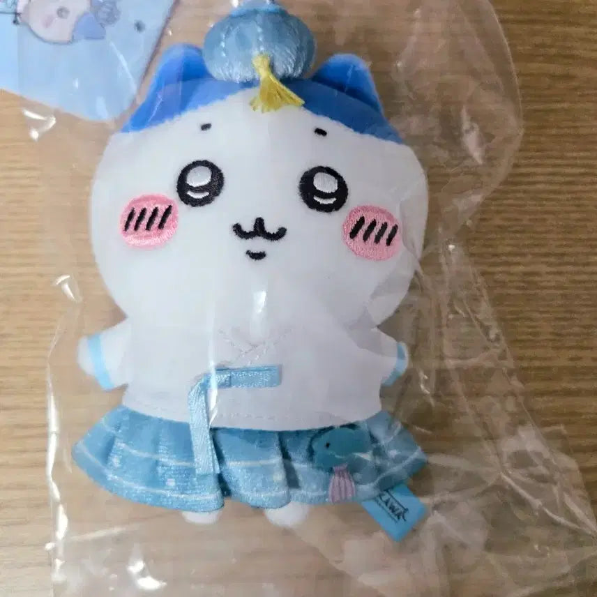 [BUNJANG] Chiikawa Hanbok Mascot Set / [미개봉] 치이카와 한복 마스코트 햄냥토 세트 팝니다