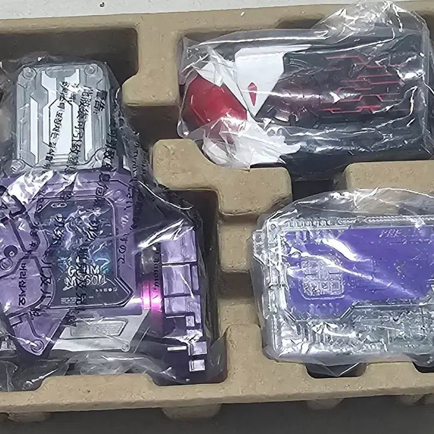 [BUNJANG] Kamen Rider Outsiders Set / 가면라이더 아웃사이더즈 세트