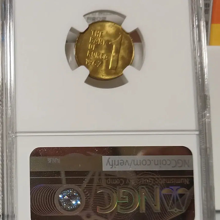 [BUNJANG] 1967 1 Won Coin - Uncirculated (Graded 63) / 1967년 1원  63등급  미사용