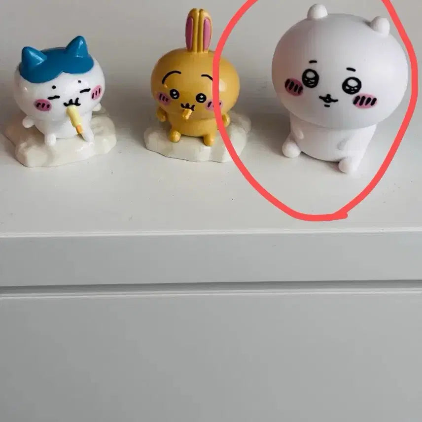 [BUNJANG] Chiikawa Bath Bomb &amp; Mini Figure Set / 치이카와 배스밤 &amp; 미니피규어