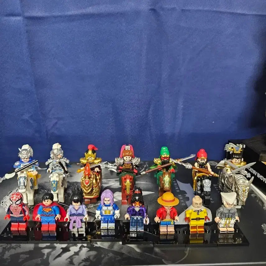 [BUNJANG] 15-Piece Mini Figure Set (LEGO Compatible) / 미니 피규어 세트 15종 (레고 호환)