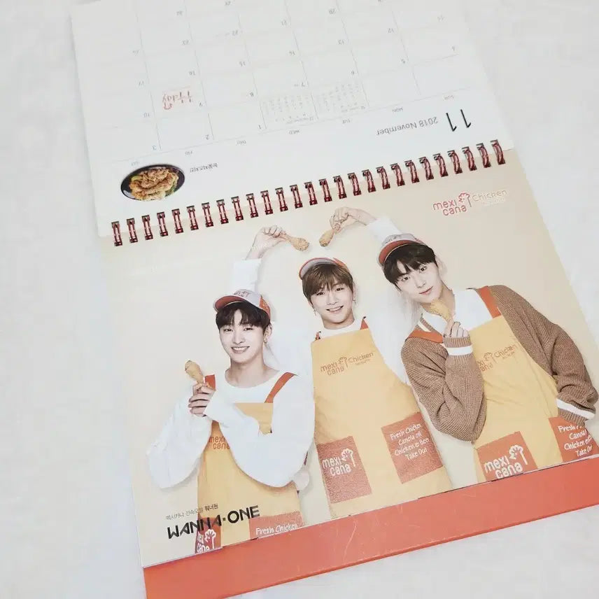 [BUNJANG] Wanna One 멕시카나치킨 Calendar / 워너원 멕시카나치킨 달력 박지훈 이대휘 황민현 박우진 옹성우 윤지성 배진영 김재환 강다니엘