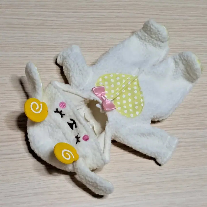 [BUNJANG] Lovely Doll Clothes for Studio Interior Accessory / 귀여운 인형 옷 [러블리] [작업실 인테리어 소품]