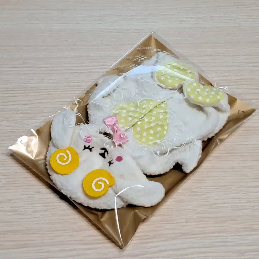 [BUNJANG] Lovely Doll Clothes for Studio Interior Accessory / 귀여운 인형 옷 [러블리] [작업실 인테리어 소품]