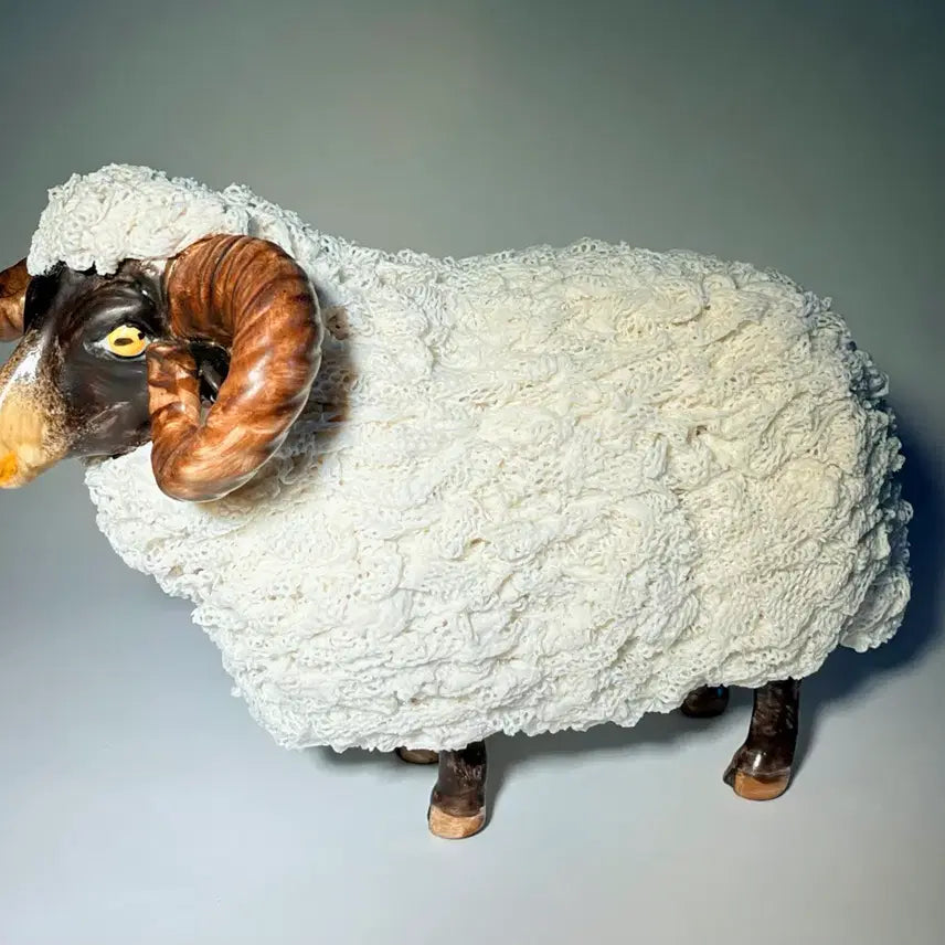 [BUNJANG] Irish Dresden Daddy Sheep Figurine / [희귀템]아일랜드 드레스덴(Irish Dresden) 피겨린 대디 십(Daddy Sheep 숫양)