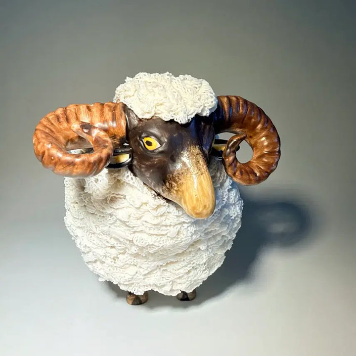 [BUNJANG] Irish Dresden Daddy Sheep Figurine / [희귀템]아일랜드 드레스덴(Irish Dresden) 피겨린 대디 십(Daddy Sheep 숫양)
