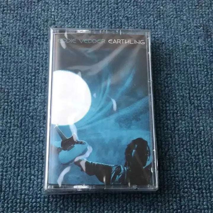 [BUNJANG] Eddie Vedder Earthling Cassette Tape / 에디 베더(Eddie Vedder) 솔로 앨범 Earthling 카세트테이프