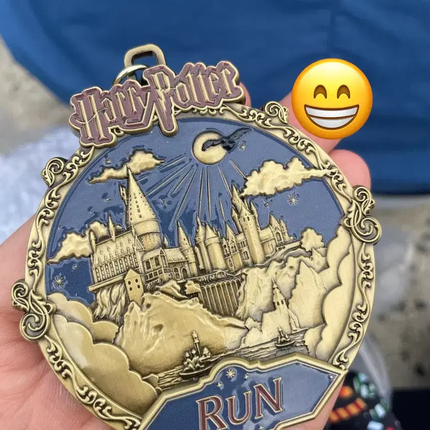 [BUNJANG] Harry Potter Run Marathon Completion Medal / (마지막 할인) 해리포터런 완주메달 팝니다 (해리포터 런)