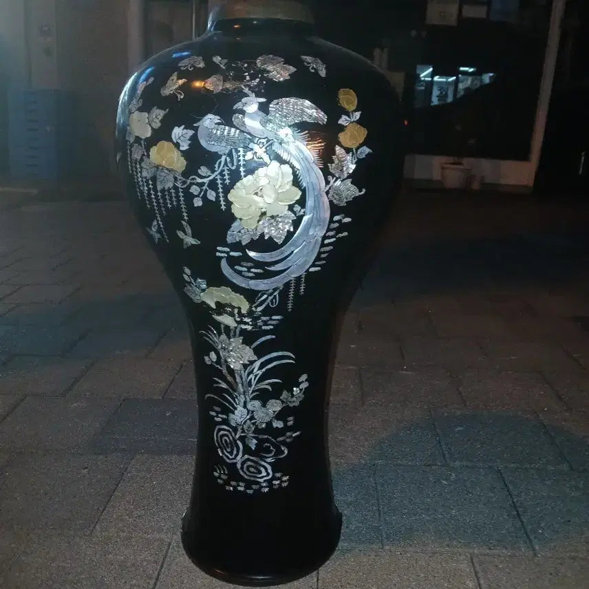 [BUNJANG] Vintage Najeon Chilgi Ceramic Vase with Lifespan Pattern / 빈티지골동품 장생도라지 나전칠기 도자기형 장식 화병높이70전후