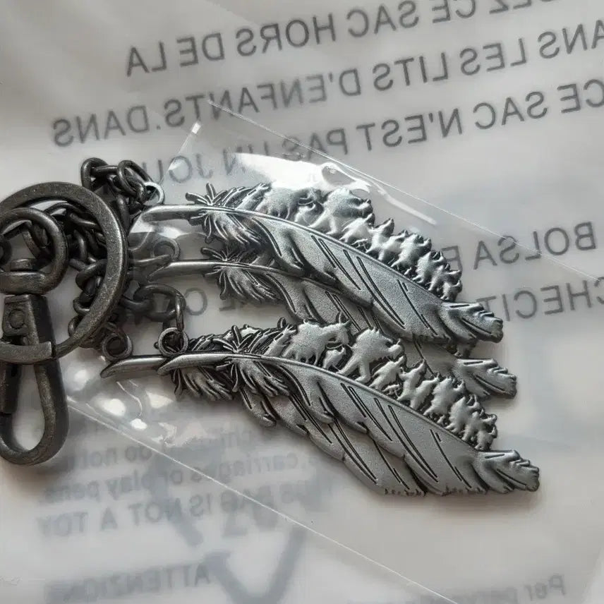 [BUNJANG] Lidore Feathers Keyring / 리도어 페더스 키링