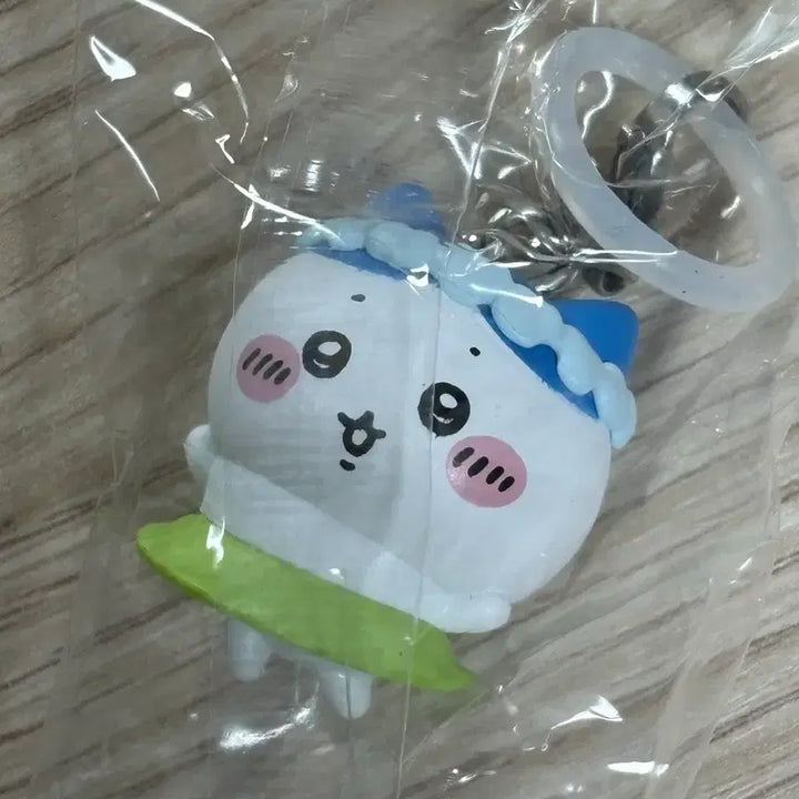 [BUNJANG] Chiikawa Mermaid Island Hachiware Keychain / 치이카와 인어섬 하치와레 메지루시
