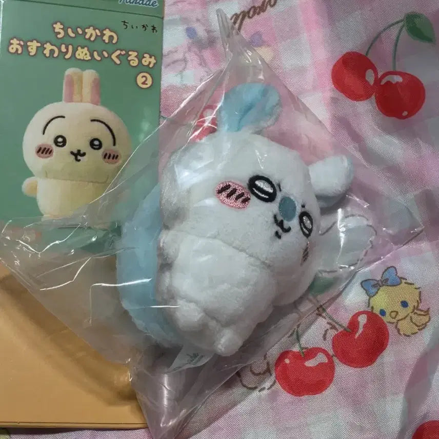 [BUNJANG] Chiikawa Momonga Sitting Plush / 치이카와 먼작귀 모몽가 앉은누이