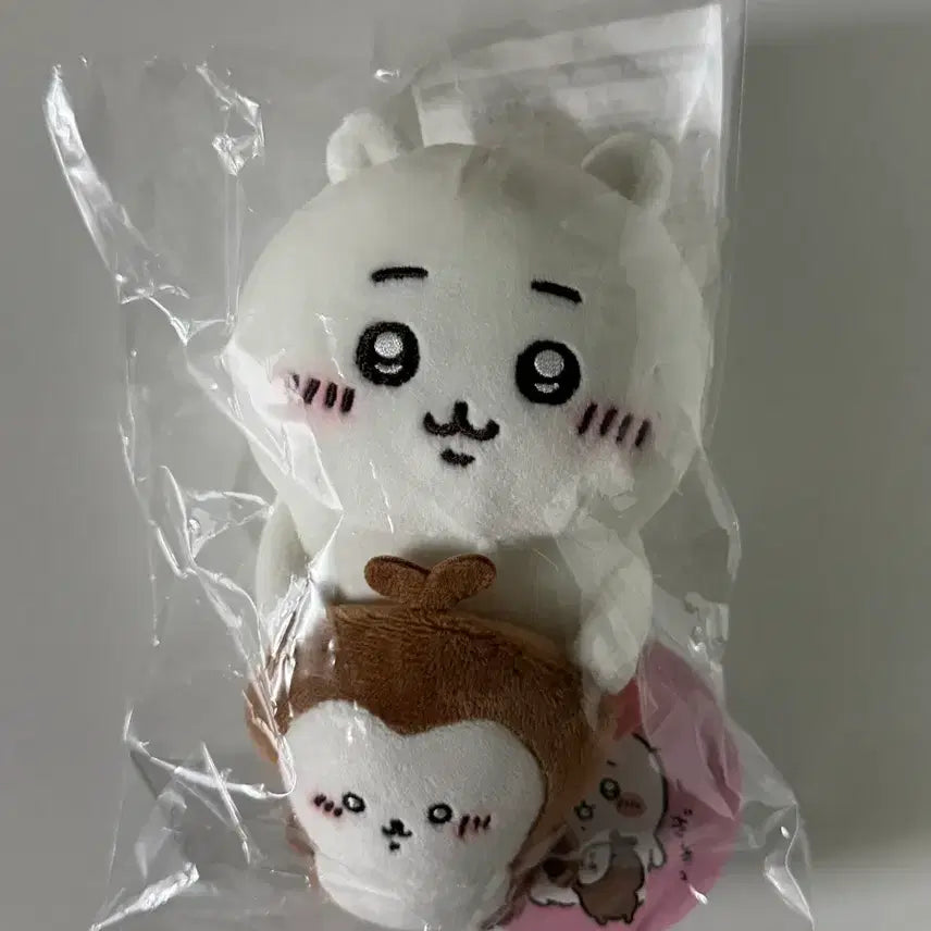 [BUNJANG] Chiikawa Beetle Desktop Figure / 치이카와 풍뎅이 데스크탑 인형