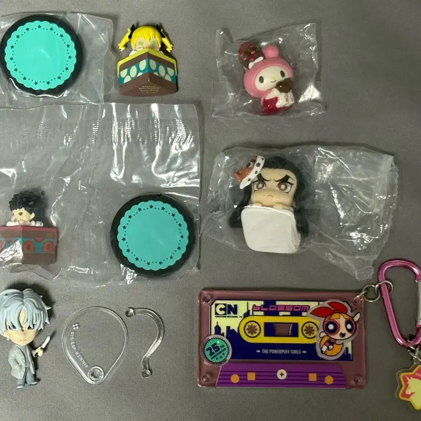 [BUNJANG] Sanrio &amp; Kaiju No. 8 Bundle Set / 애니 가챠&amp;굿즈 일괄