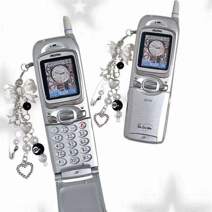 [BUNJANG] Docomo Flip Phone Mock-up Phone Y2K Silver / 고전 도코모 플립폰 목업폰 모형폰 일본 핸드폰 휴대폰 docomo y2k